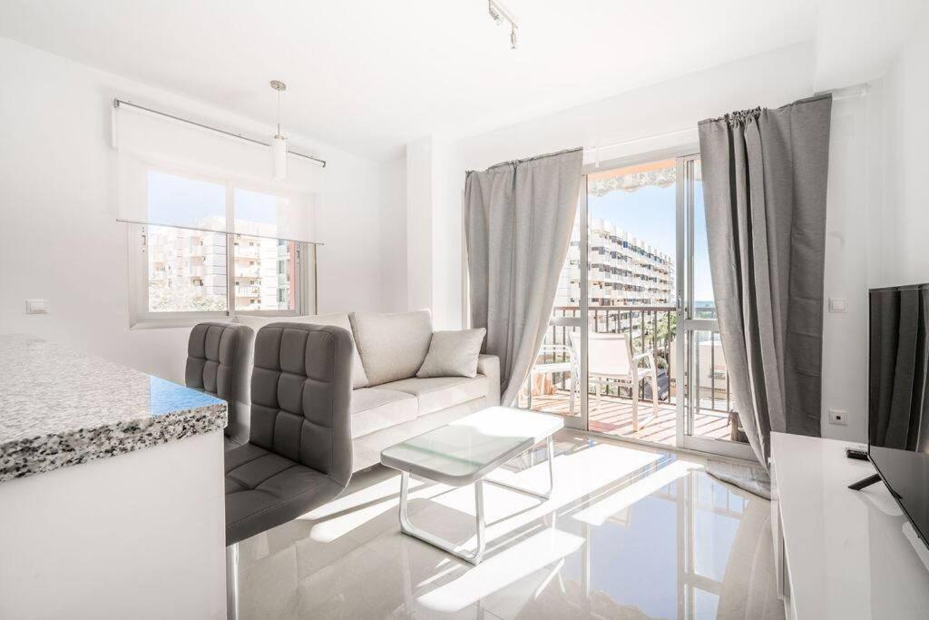 Stunning Fuengirola Gem With City And Sea Views エクステリア 写真
