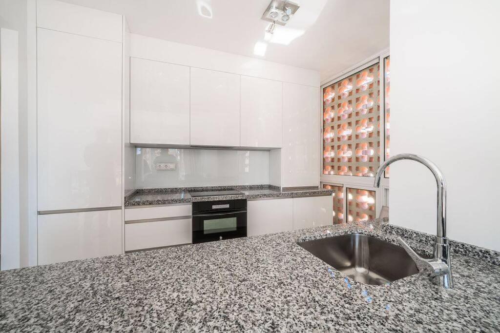 Stunning Fuengirola Gem With City And Sea Views エクステリア 写真