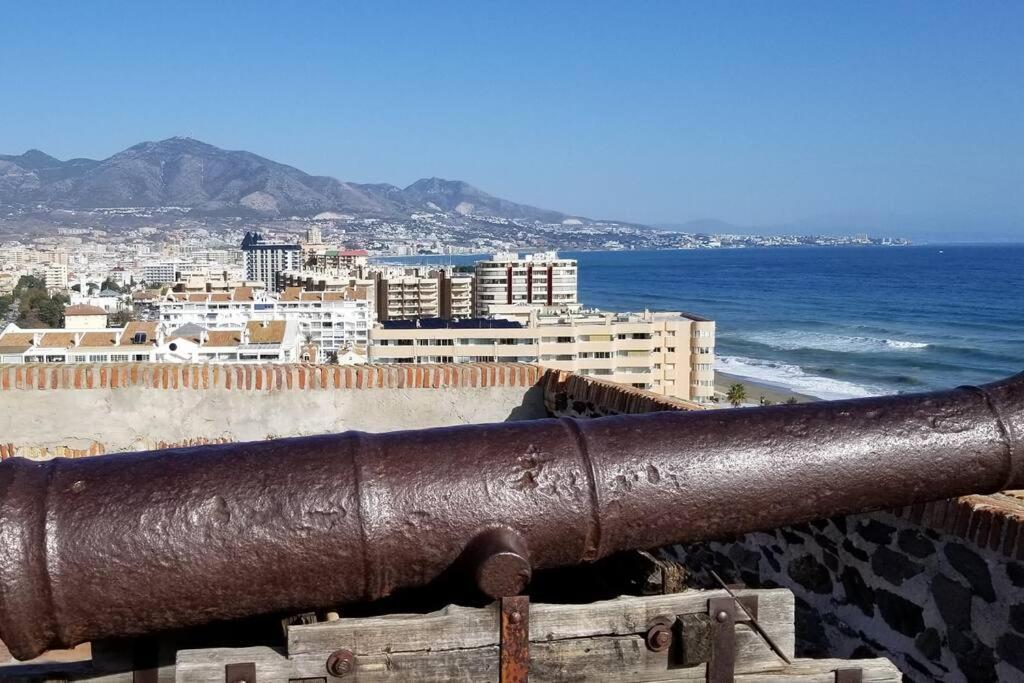 Stunning Fuengirola Gem With City And Sea Views エクステリア 写真